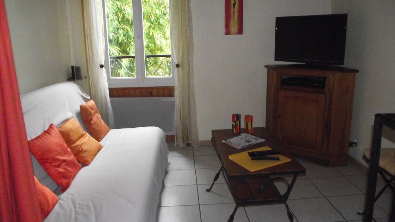 Photo of Bedroom in Livinhac-le-Haut