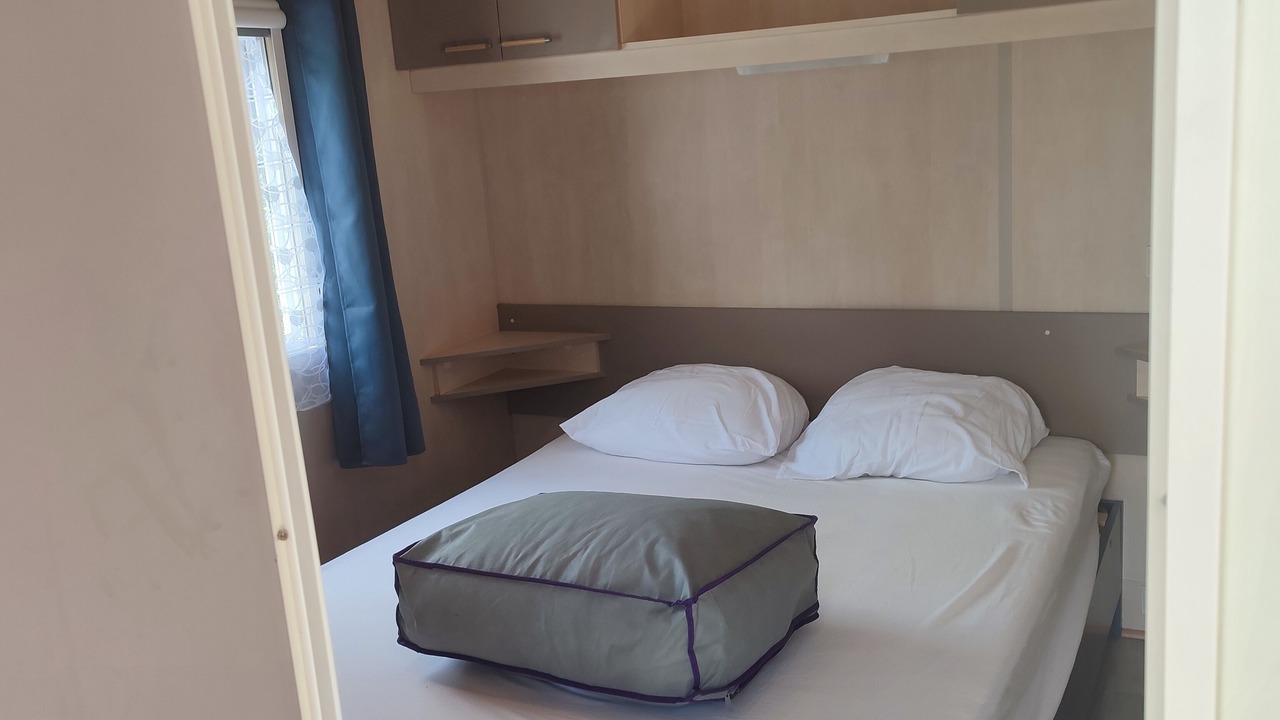 Photo of Bedroom in Allonnes