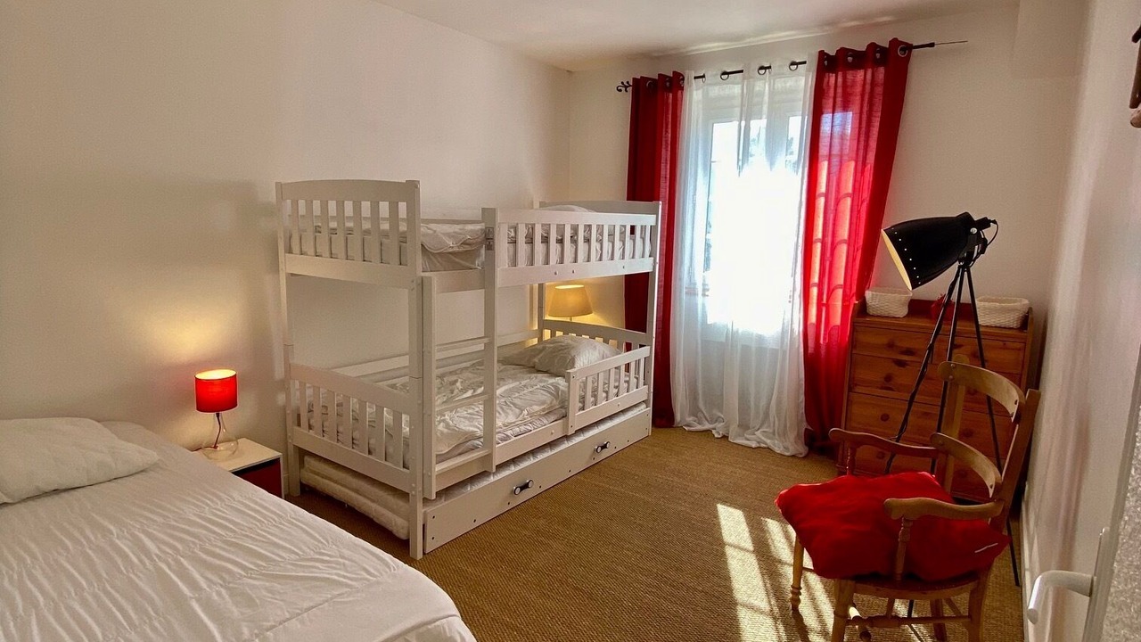 Photo of Bedroom in Saint-Jacques-des-Blats