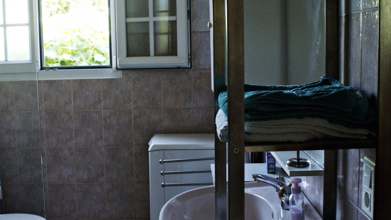 Photo of Bathroom in Ploneour-Lanvern