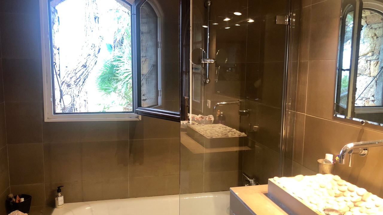 Photo of Bathroom in Calvi