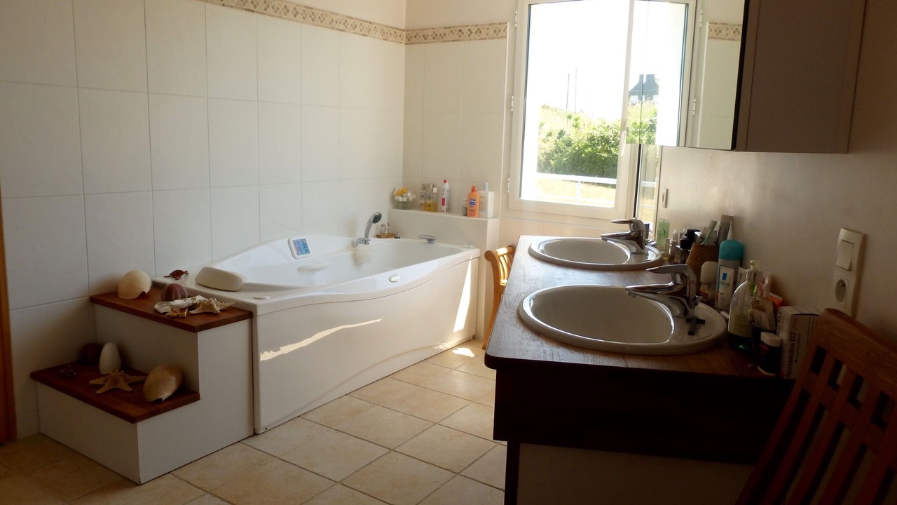 Photo of Bathroom in Sene