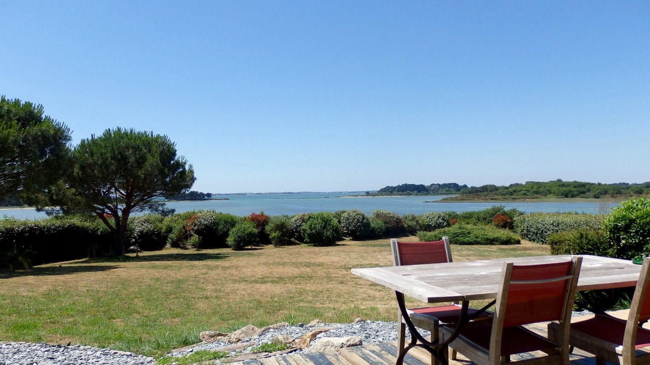 Photo of Outdoor in Sene