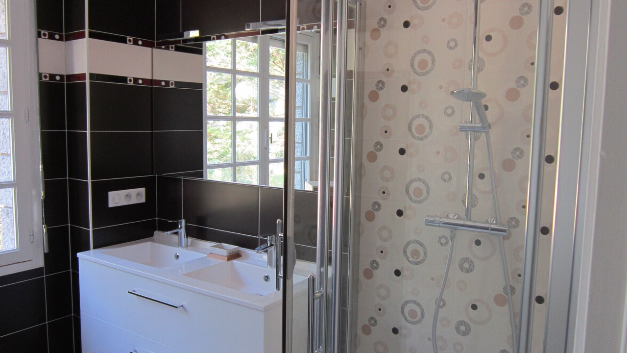 Photo of Bathroom in Asserac