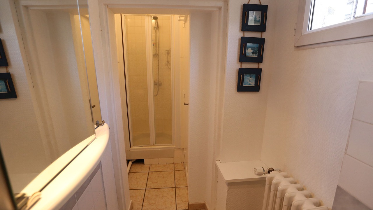 Photo of Bathroom in Salbris