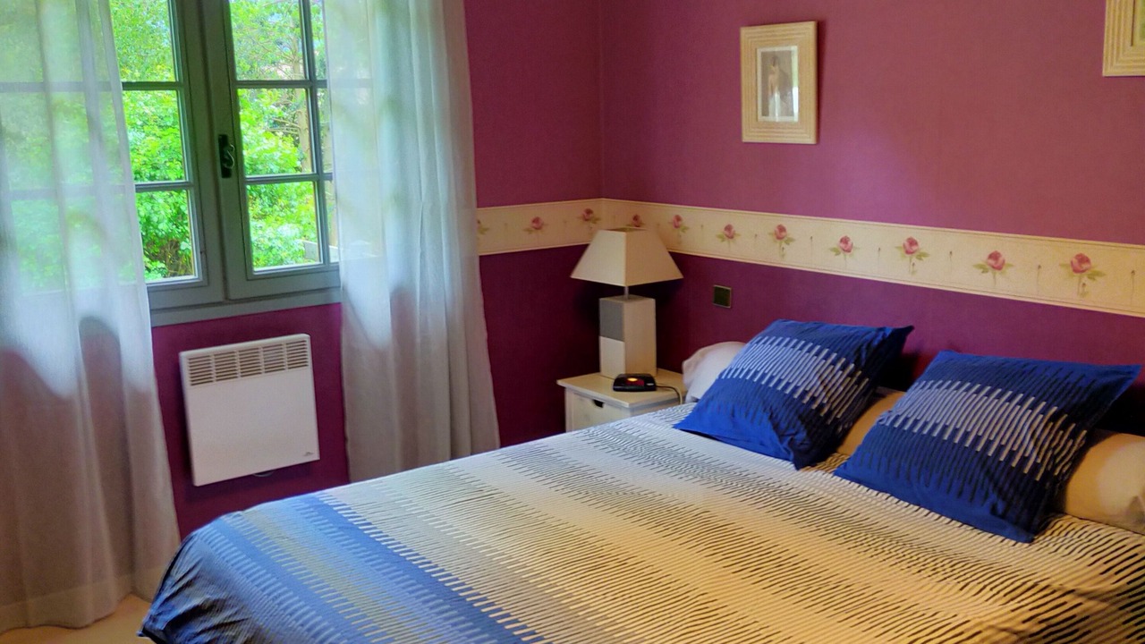 Photo of Bedroom in Bout-du-Pont-de-Larn