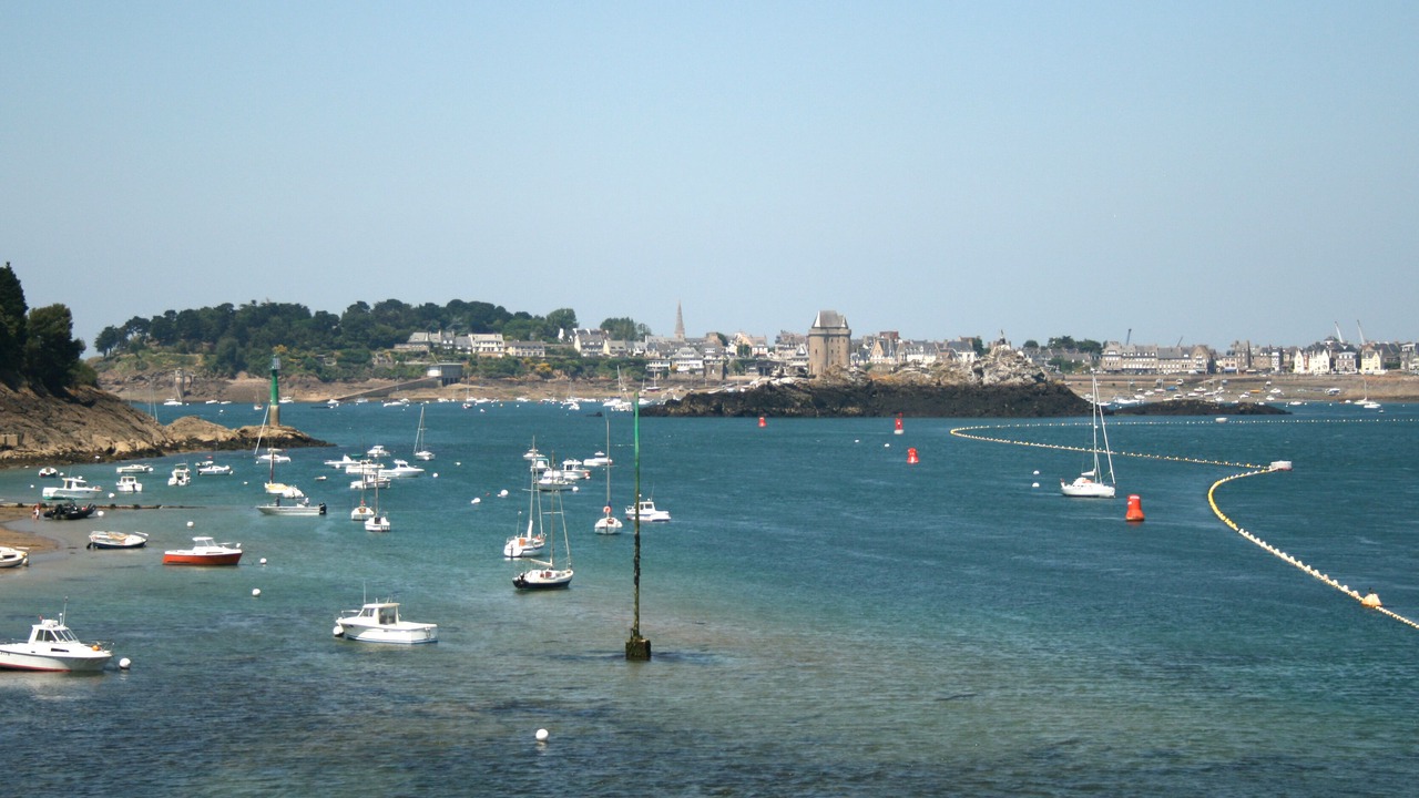 Photo of Others in Plouer-sur-Rance