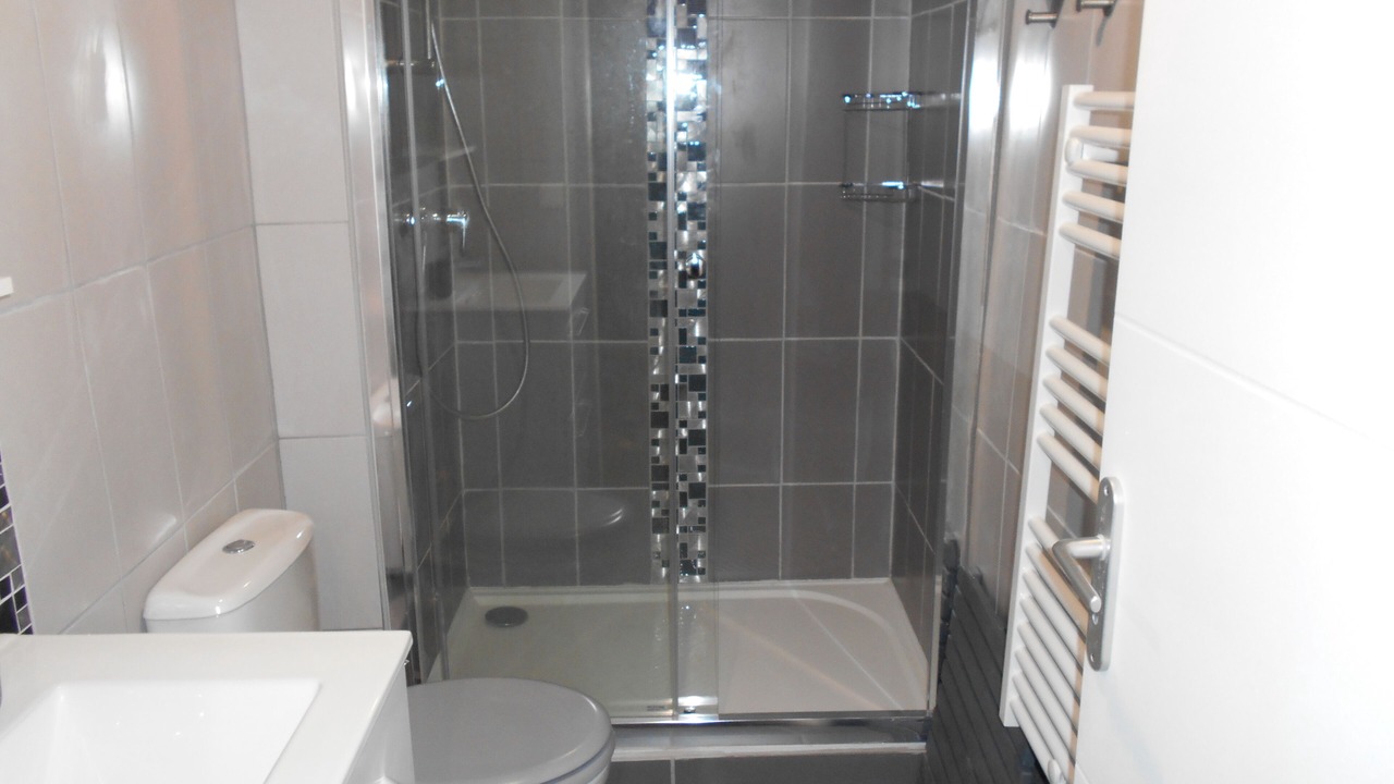 Photo of Bathroom in Berrias-et-Casteljau