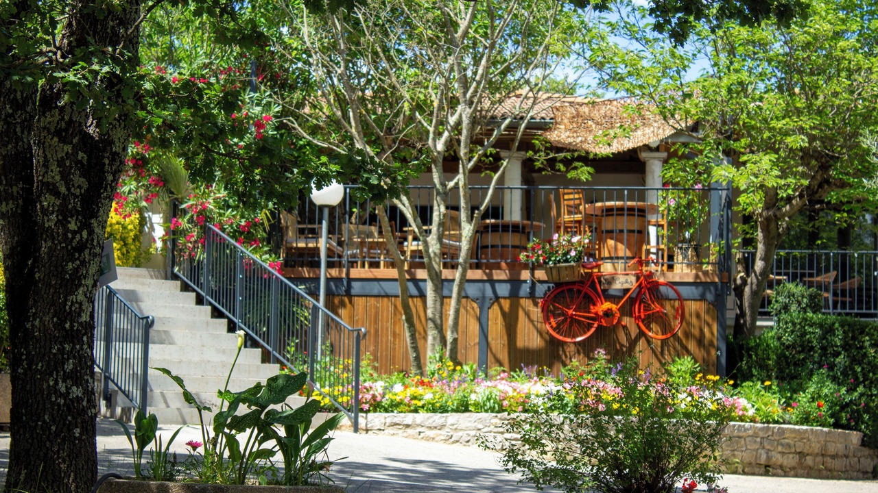 Photo of Outdoor in Berrias-et-Casteljau