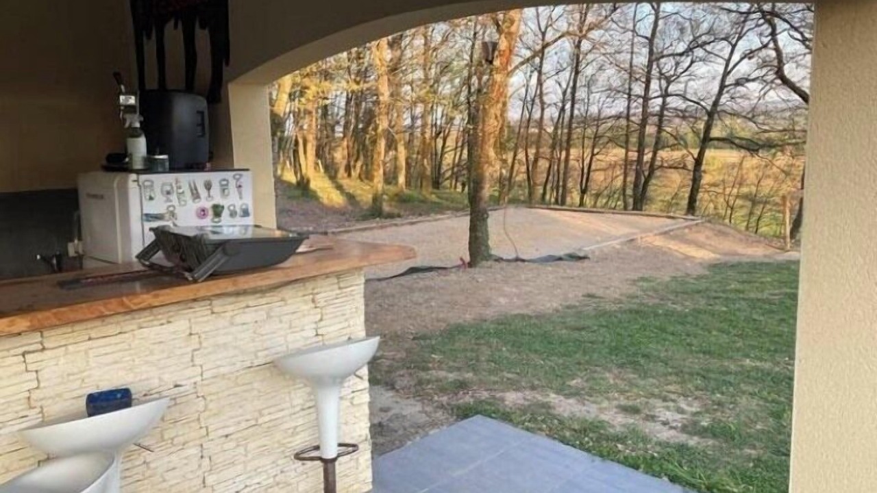 Photo of Patio Balcony in Busque