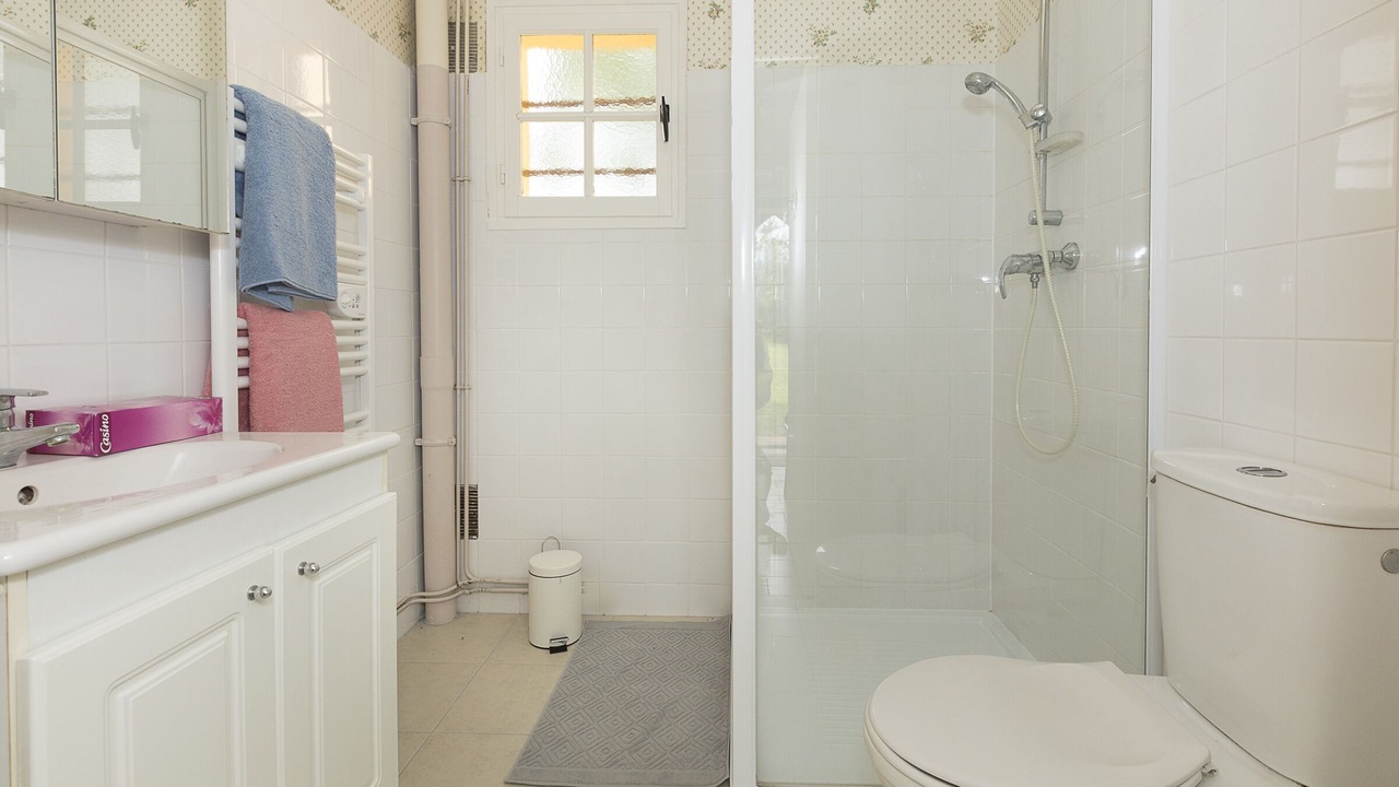 Photo of Bathroom in Brachy