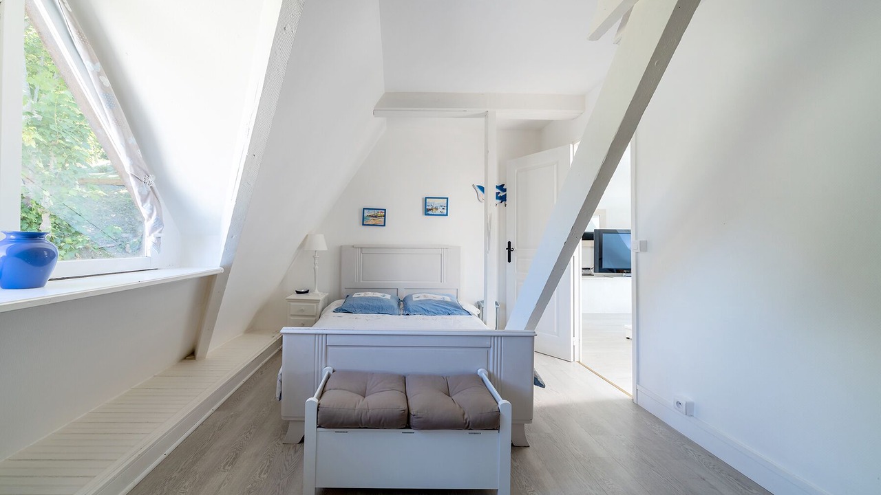 Photo of Bedroom in Le Port