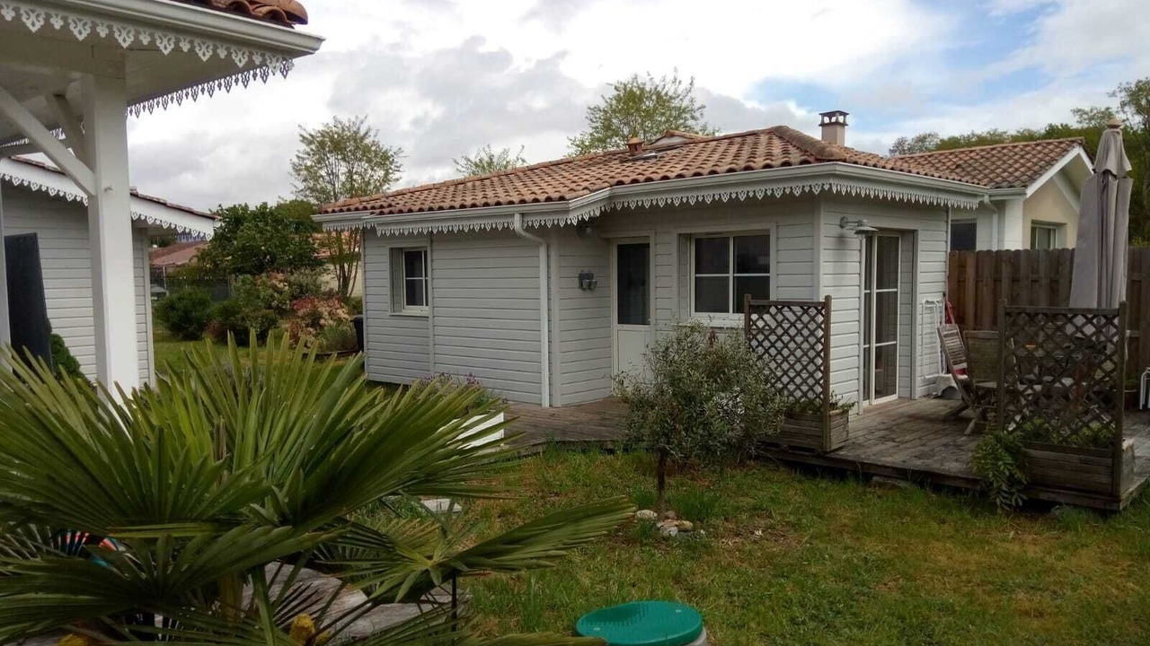 Photo of Outdoor in Saint-Medard-en-Jalles