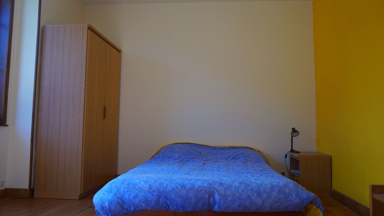 Photo of Bedroom in Felines