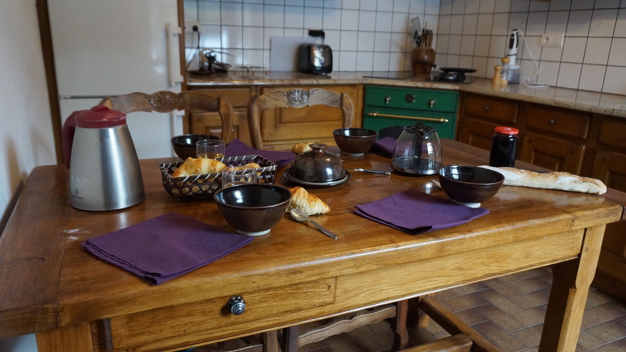 Photo of Kitchen in Felines