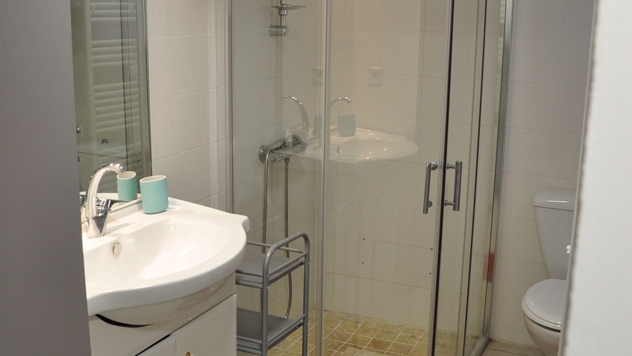 Photo of Bathroom in Propiac