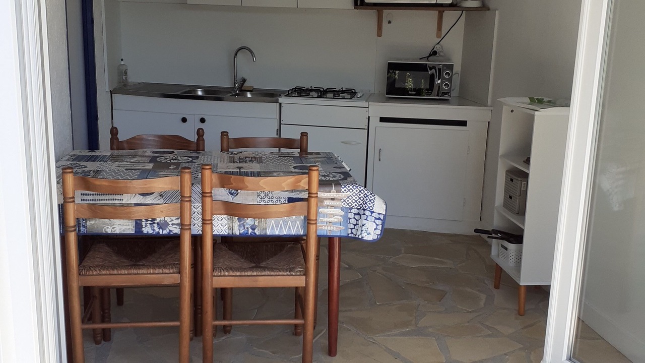Photo of Kitchen in Dirinon