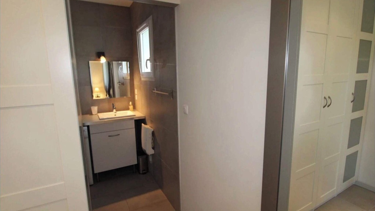 Photo of Bathroom in Vogue