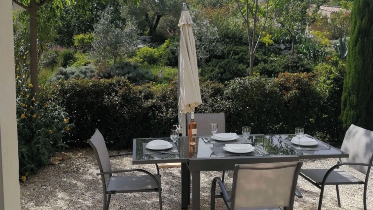 Photo of Outdoor in Vogue