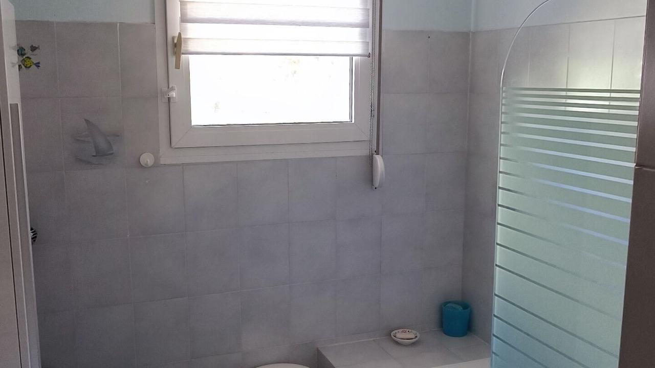 Photo of Bathroom in L'Ile-Rousse