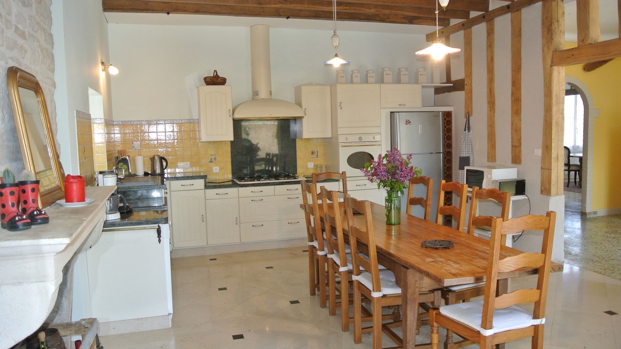 Photo of Kitchen in Etrochey