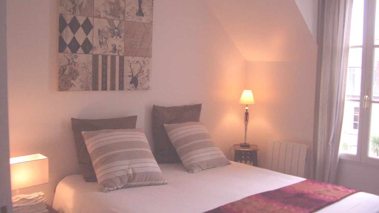 Photo of Bedroom in Saint-Suliac