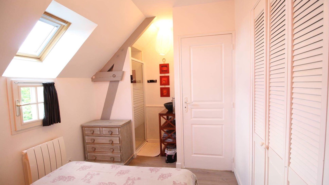 Photo of Bedroom in Saint-Suliac