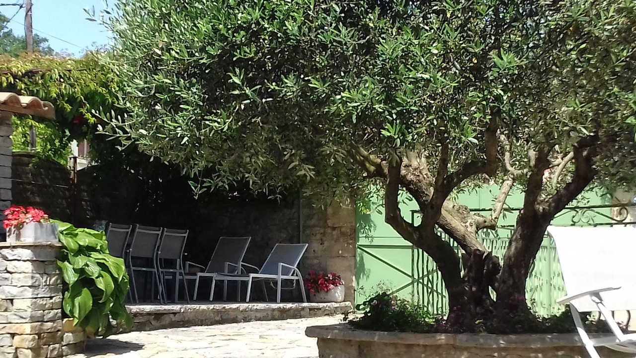 Photo of Patio Balcony in Carnas