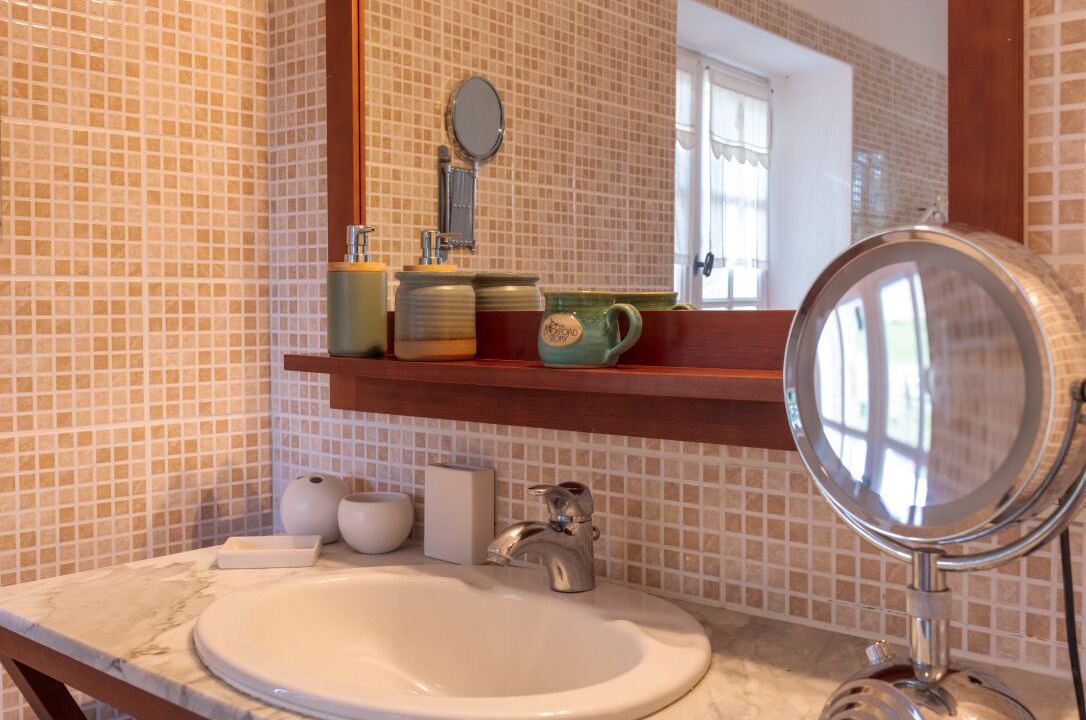 Photo of Bathroom in Orthoux-Serignac-Quilhan