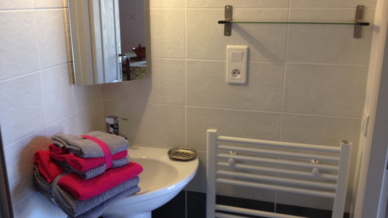 Photo of Bathroom in Durban-Corbieres