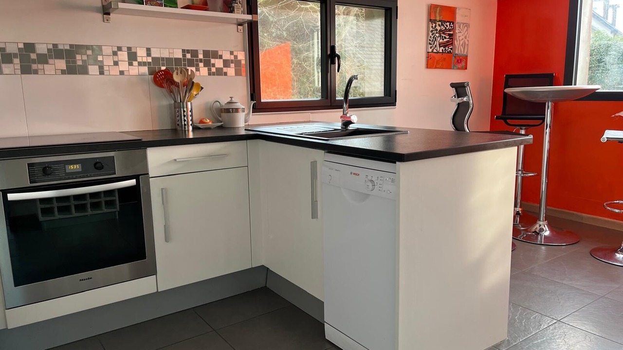 Photo of Kitchen in Doelan