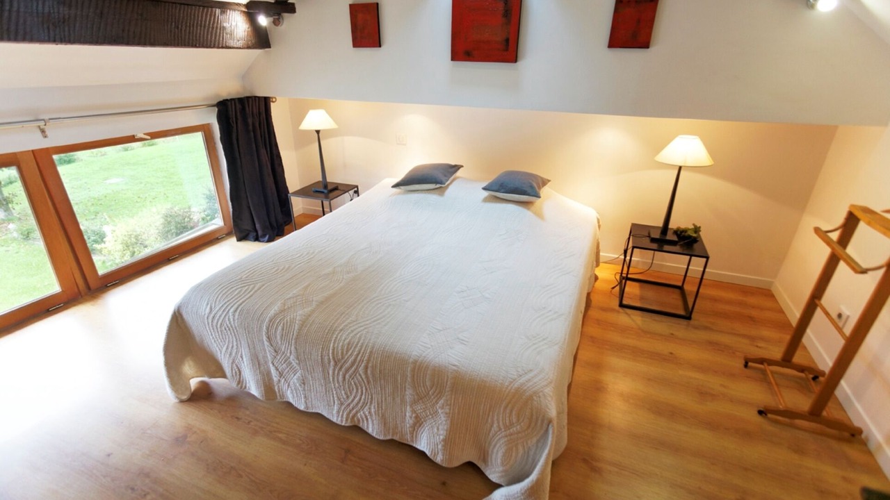 Photo of Bedroom in Paley