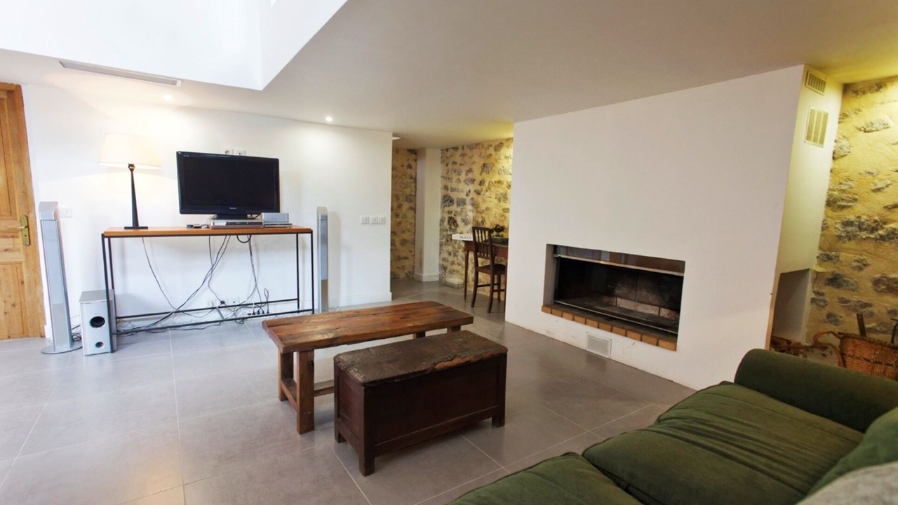 Photo of Livingroom in Paley