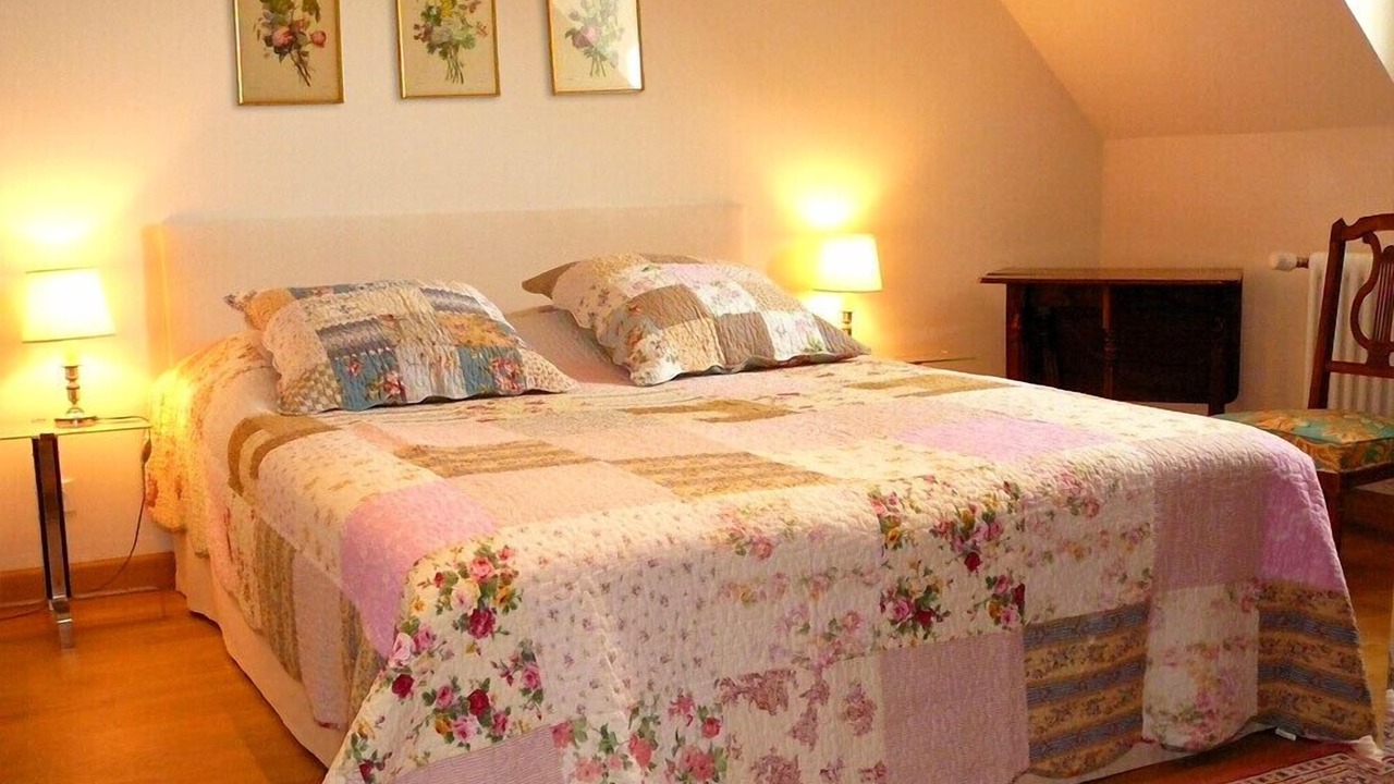 Photo of Bedroom in Varennes
