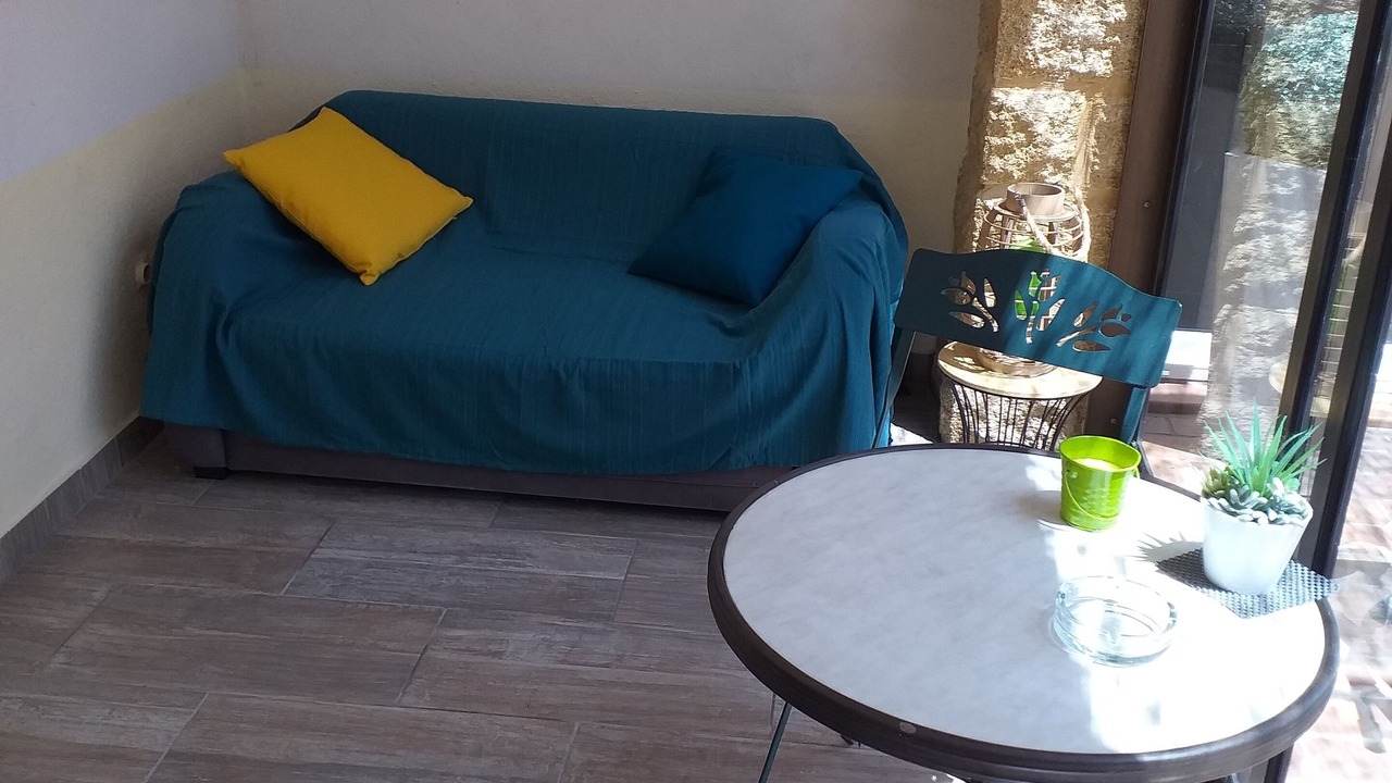 Photo of Livingroom in Saint-Laurent-La-Vernede
