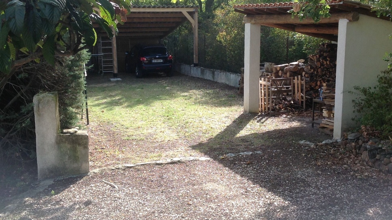 Photo of Outdoor in Saint-Laurent-La-Vernede