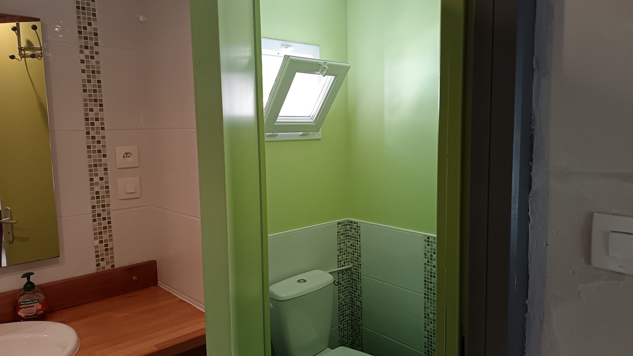 Photo of Bathroom in La Croix-en-Touraine
