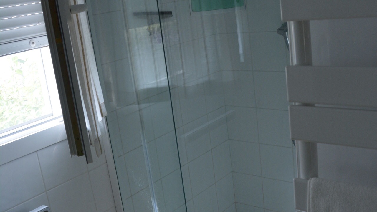 Photo of Bathroom in Giffaumont-Champaubert