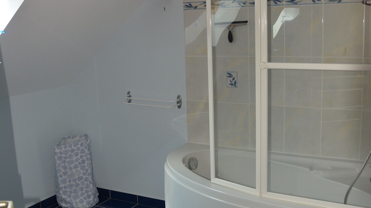 Photo of Bathroom in Giffaumont-Champaubert