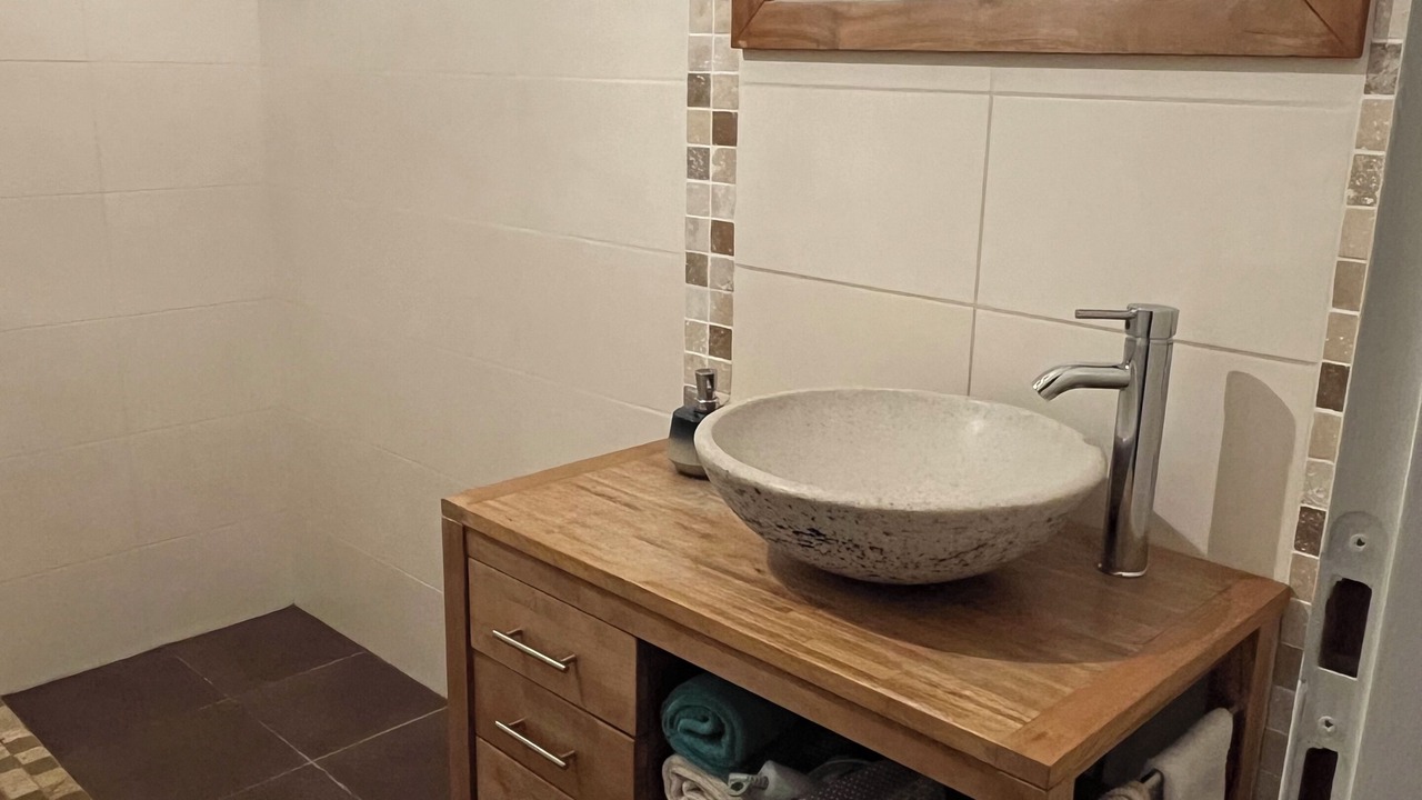 Photo of Bathroom in Locquirec