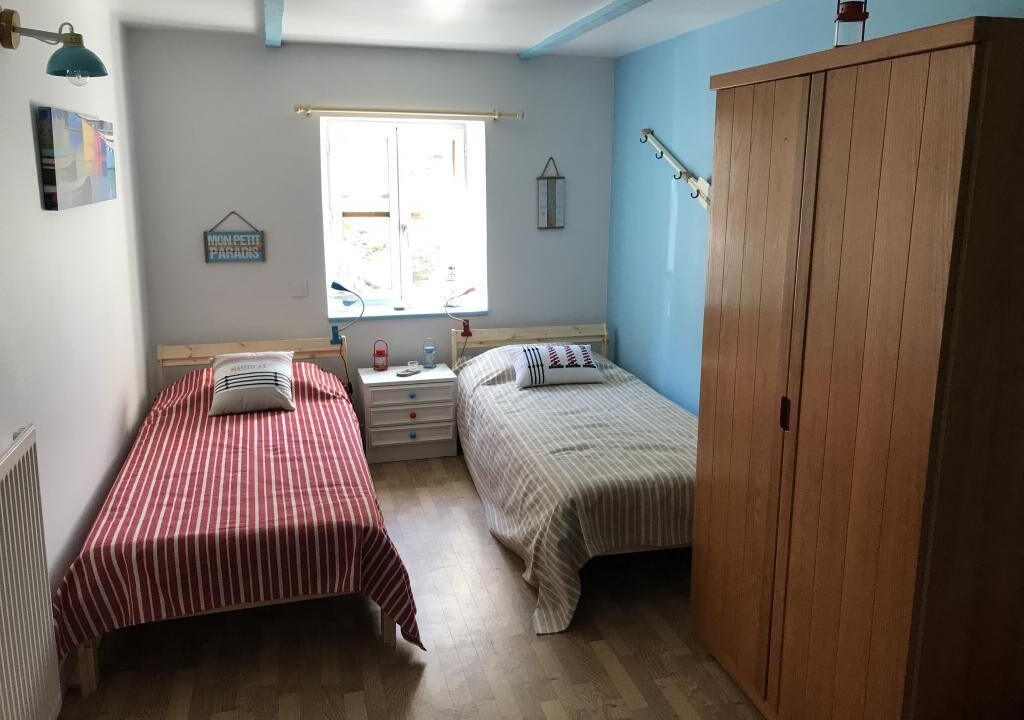 Photo of Bedroom in Le Minihic-sur-Rance