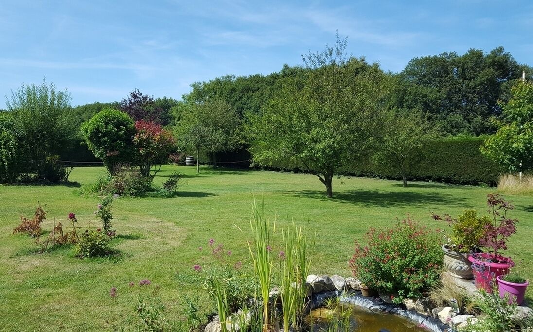 Photo of Outdoor in Sainte-Honorine-des-Pertes