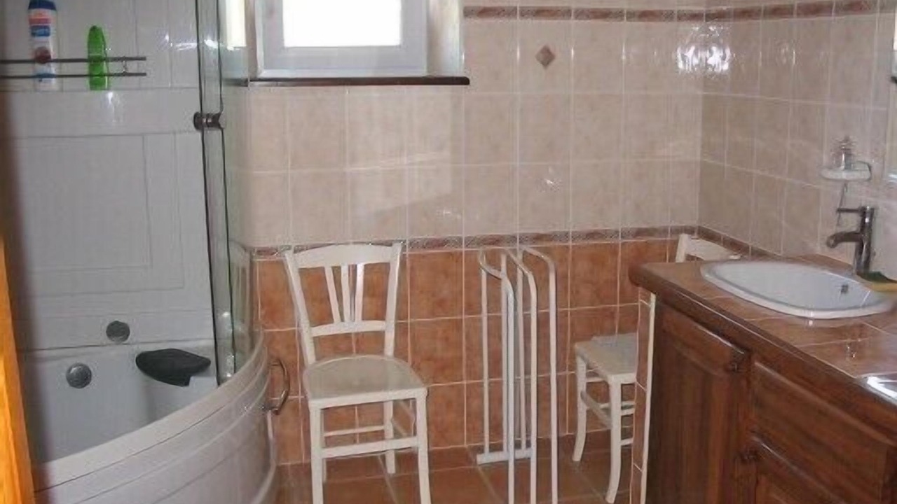 Photo of Bathroom in Saint-Antonin Noble Val