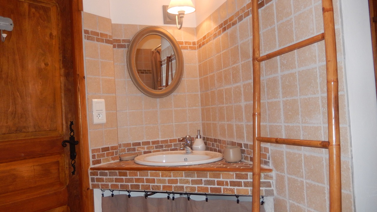 Photo of Bathroom in Espeyrac