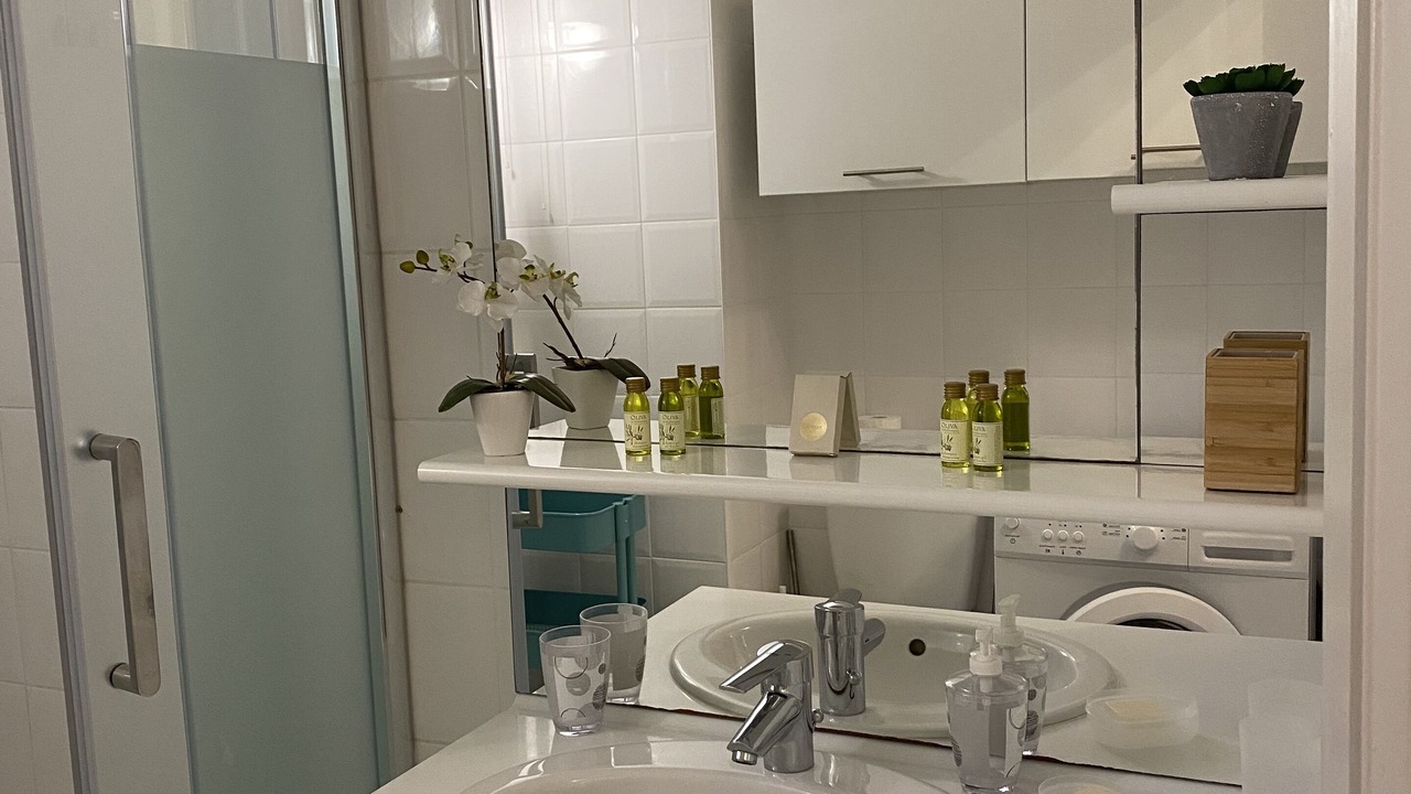 Photo of Bathroom in Antibes