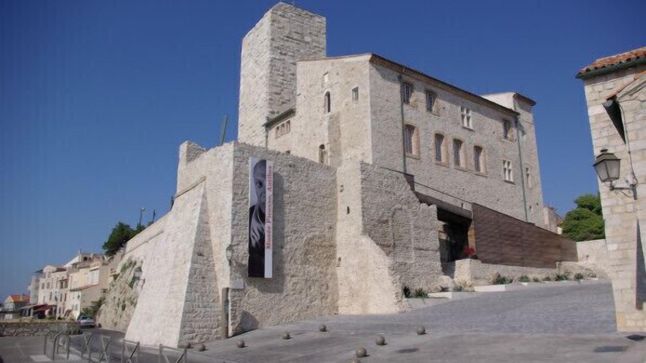 Photo of Others in Antibes