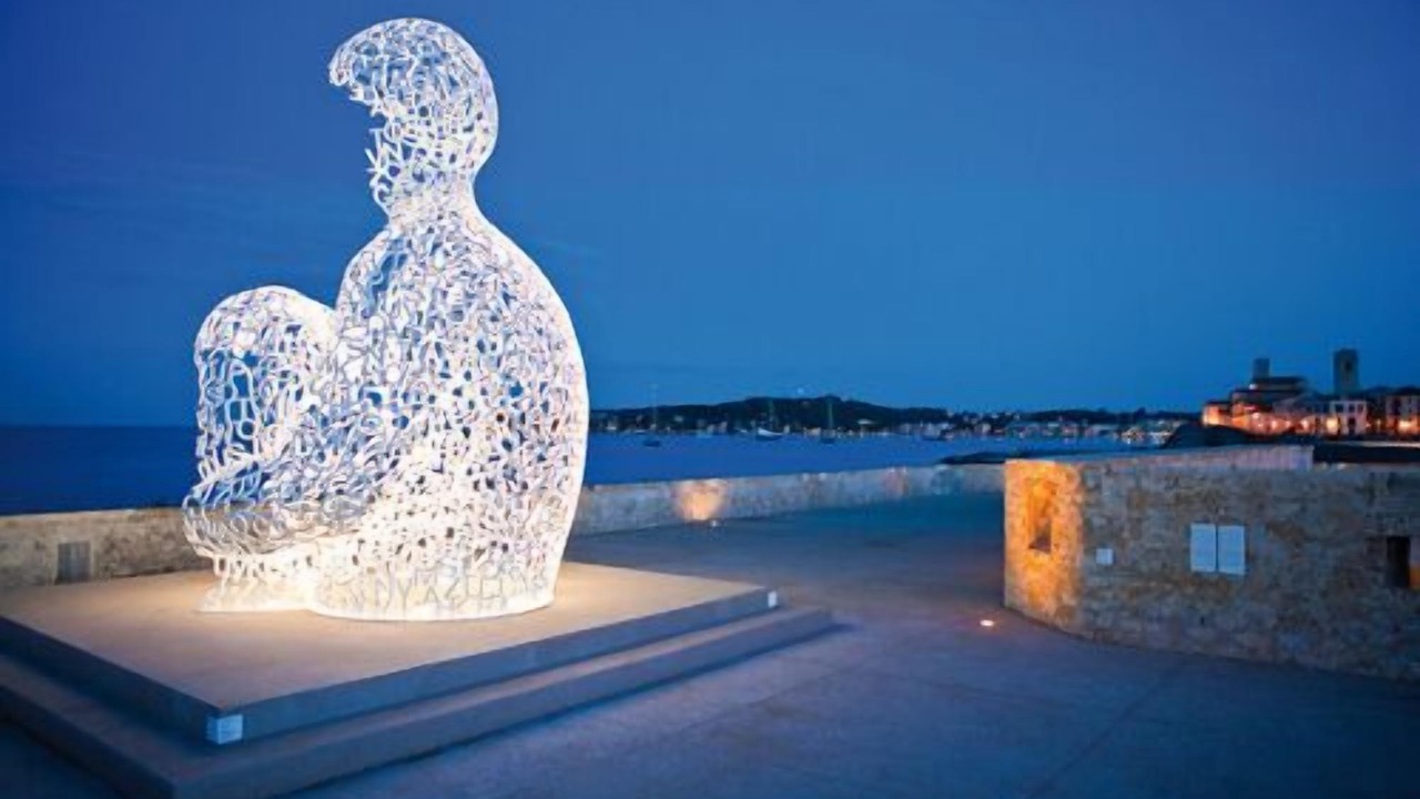 Photo of Others in Antibes