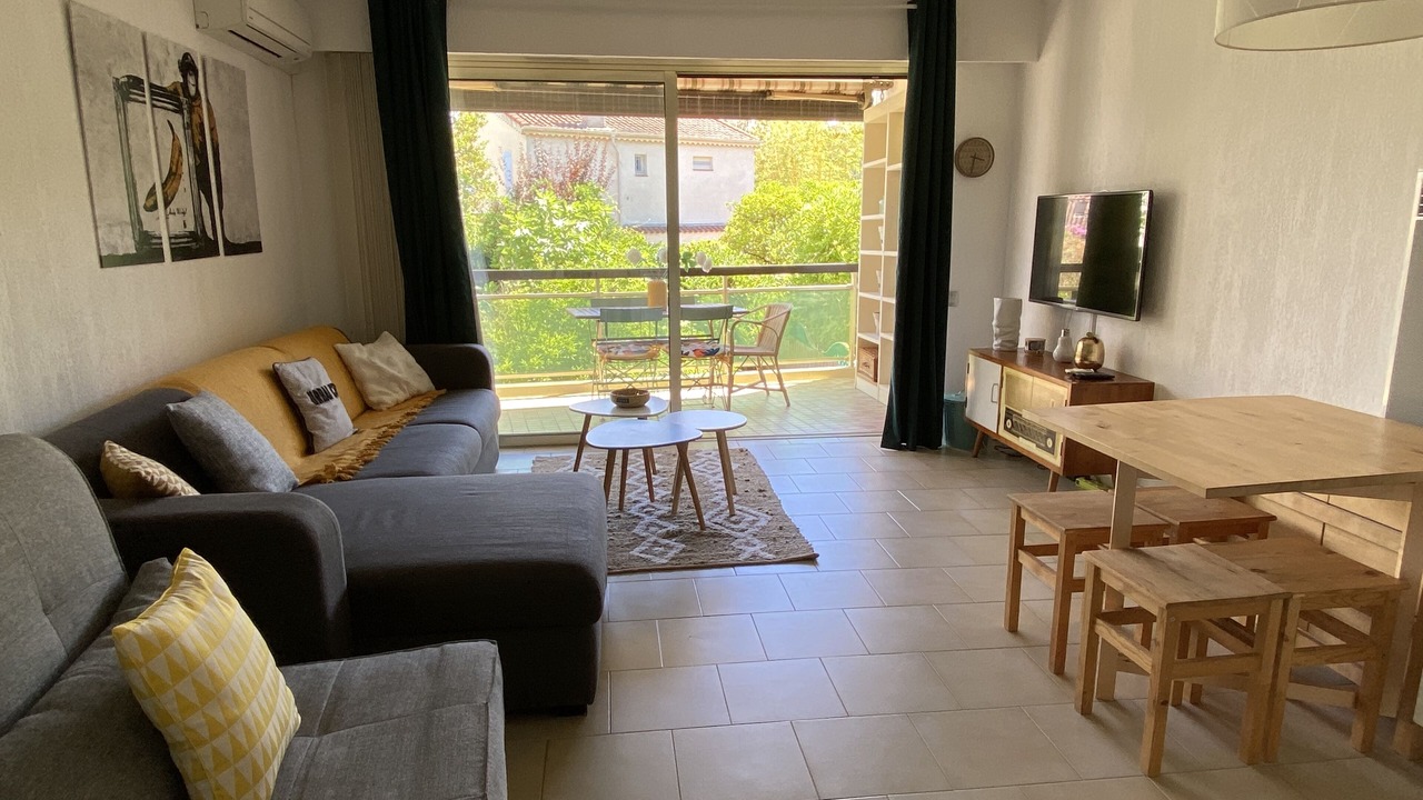 Photo of Livingroom in Antibes