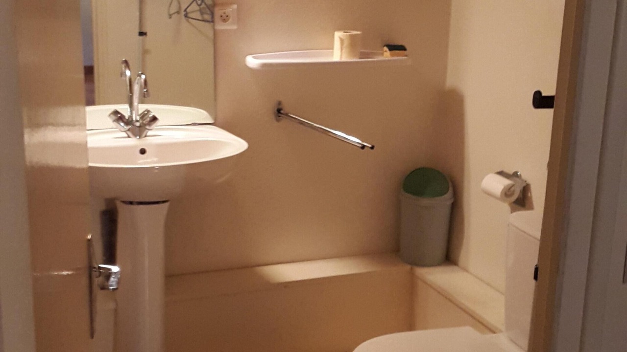Photo of Bathroom in Connac