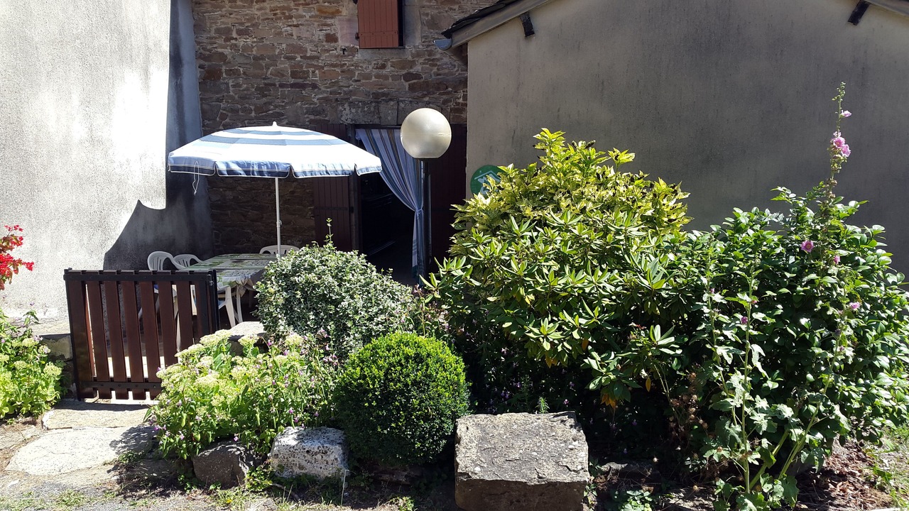 Photo of Outdoor in Connac